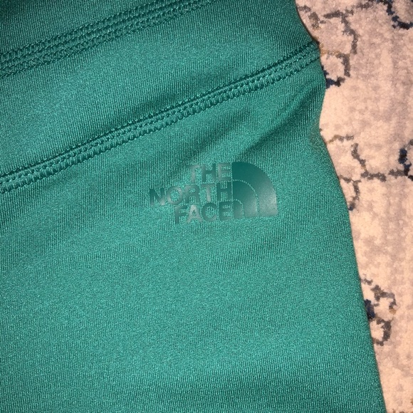 NEW The North Face Hatha Capri Leggings - Picture 5 of 6